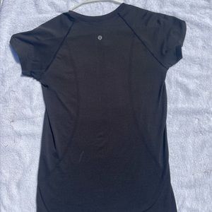Lululemon black swiftly tech size 8